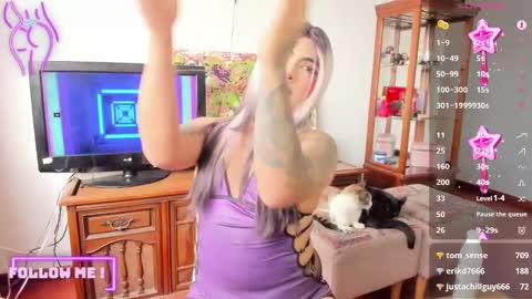 Snapshot of chaturmodels chatting on February 22, 7:03 pm Sophie online show from February 22, 7:03 pm