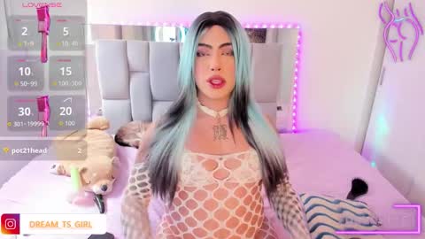 Snapshot of chaturmodels chatting on September 10, 5:24 pm Sophie online show from September 10, 5:24 pm