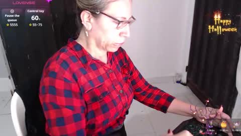 CHAYLA VICTORIA RUIZ  online show from November 5, 10:26 am