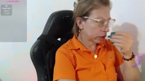 CHAYLA VICTORIA RUIZ  online show from June 29, 9:26 pm
