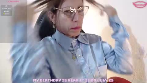 CHAYLA VICTORIA RUIZ  online show from July 16, 9:37 am
