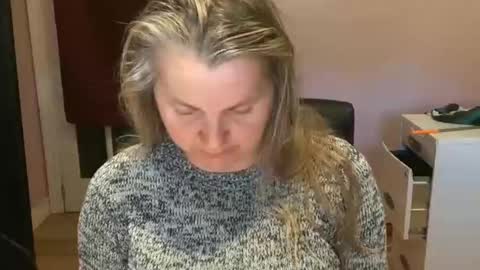 Snapshot of chealsiek chatting on September 15, 2:06 pm chealsiek online show from September 15, 2:06 pm