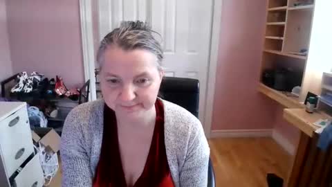 chealsiek online show from March 7, 3:09 pm