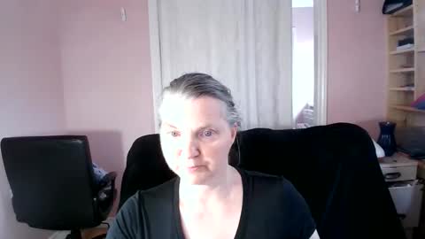 chealsiek online show from June 10, 2:05 pm