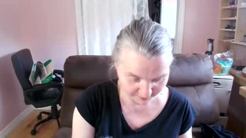 Snapshot of chealsiek chatting on June 28, 1:50 pm chealsiek online show from June 28, 1:50 pm