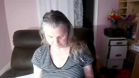 Snapshot of chealsiek chatting on July 25, 2:09 am chealsiek online show from July 25, 2:09 am