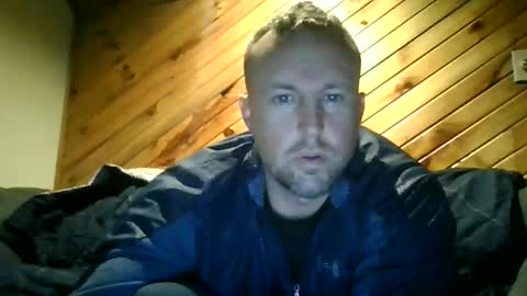 Snapshot of cheeks_24 chatting on December 3, 10:52 pm cheeks_24 online show from December 3, 10:52 pm