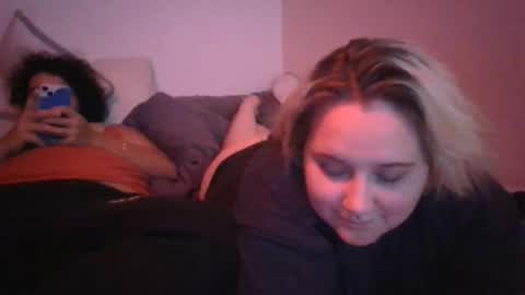 cheekychick420 online show from June 17, 5:54 am