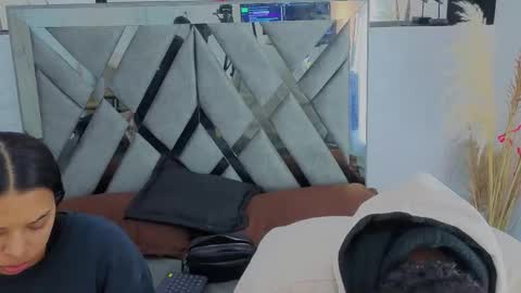   online show from February 15, 3:58 am