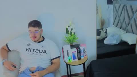   online show from March 2, 4:03 am