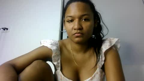Snapshot of chelcym chatting on May 10, 2:17 am cherlcym online show from May 10, 2:17 am