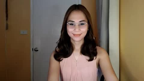 chelly4u69 online show from March 5, 2:51 am