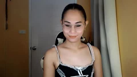 chelly4u69 online show from March 6, 2:30 am