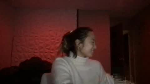 Snapshot of chellybear101 chatting on December 24, 8:00 am chellybear101 online show from December 24, 8:00 am