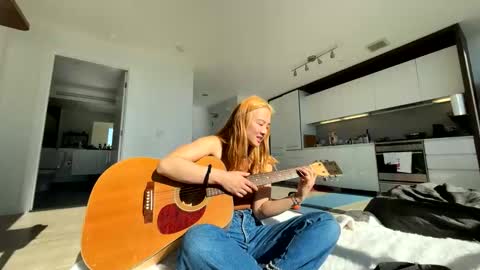 chellybear101 online show from March 8, 5:28 pm