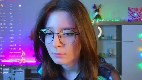 Mona online show from December 23, 6:16 pm