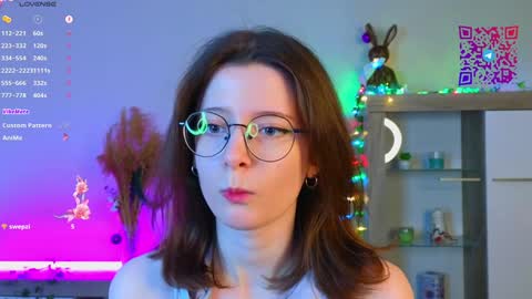 Mona online show from December 30, 3:02 pm