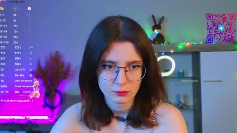 Mona online show from January 17, 3:11 pm