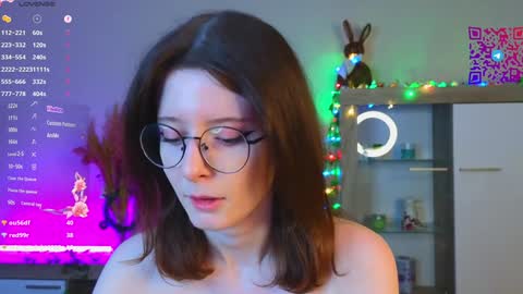 Mona online show from January 21, 6:12 pm