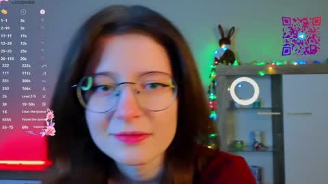 Mona online show from February 3, 3:06 pm