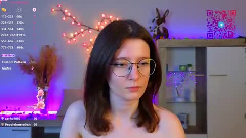 Mona online show from March 11, 9:26 pm