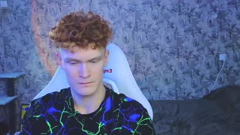 Snapshot of chem1ko chatting on February 19, 12:33 pm LUCASRYANPVT IS OPEN online show from February 19, 12:33 pm