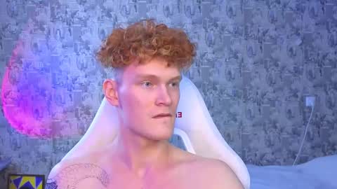 Snapshot of chem1ko chatting on February 20, 1:30 pm LUCASRYANPVT IS OPEN online show from February 20, 1:30 pm