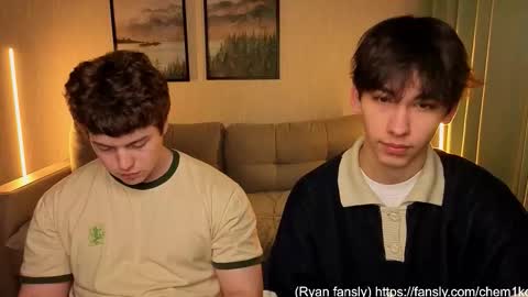 Snapshot of chem1ko chatting on October 23, 5:18 am LUCASRYANPVT IS OPEN online show from October 23, 5:18 am