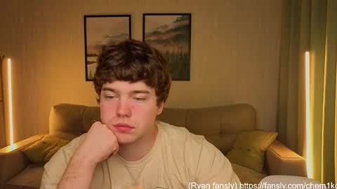 Snapshot of chem1ko chatting on November 14, 5:06 am LUCASRYANPVT IS OPEN online show from November 14, 5:06 am