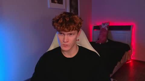 Snapshot of chem1ko chatting on November 17, 1:39 pm LUCASRYANPVT IS OPEN online show from November 17, 1:39 pm