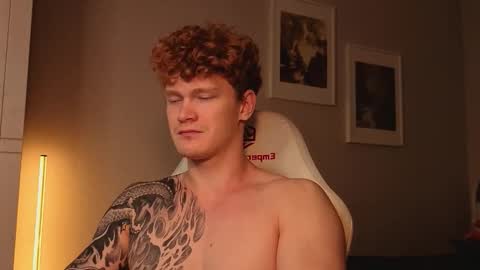 Snapshot of chem1ko chatting on November 26, 4:13 am LUCASRYANPVT IS OPEN online show from November 26, 4:13 am