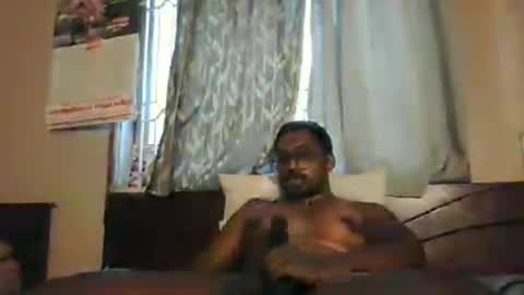 chennaibull1011 online show from June 13, 12:36 pm
