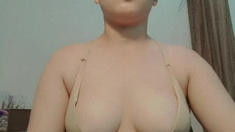 Snapshot of chennybbgirl chatting on November 9, 11:47 pm chenny online show from November 9, 11:47 pm