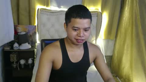 Snapshot of cheno_69 chatting on November 11, 9:53 am im cheno online show from November 11, 9:53 am