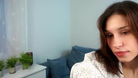 Snapshot of cherishshoenberger chatting on December 20, 8:10 am Grace online show from December 20, 8:10 am