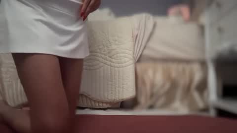 Snapshot of cherliecarmen chatting on September 23, 4:32 pm cherliecarmen online show from September 23, 4:32 pm