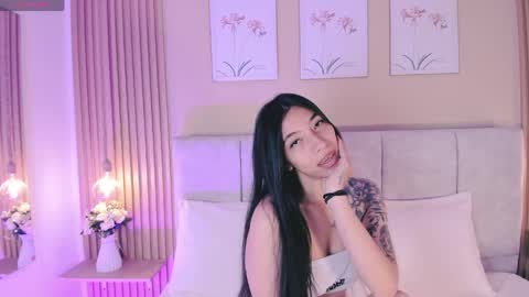 cherlyn_1 online show from May 11, 2:45 pm