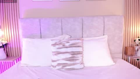 cherlyn_1 online show from May 12, 1:19 pm