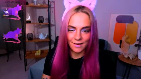 Snapshot of cherrie_sherry chatting on March 13, 10:16 pm Sherry online show from March 13, 10:16 pm