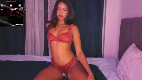 Snapshot of cherrrish_ chatting on March 16, 6:01 pm Kate online show from March 16, 6:01 pm