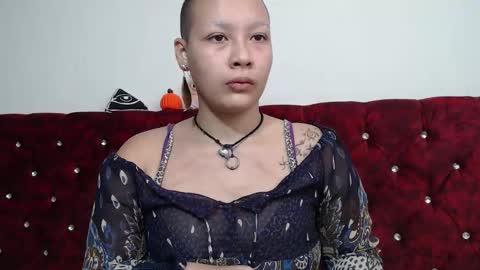 Snapshot of cherry__420 chatting on November 2, 12:18 pm Cherry online show from November 2, 12:18 pm