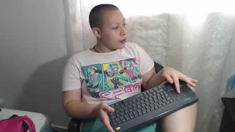 Snapshot of cherry__420 chatting on November 3, 11:44 am Cherry online show from November 3, 11:44 am