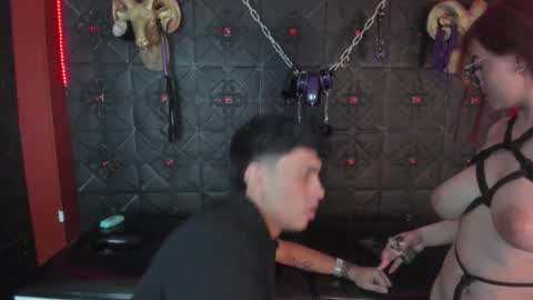 Cherry  Blaze  online show from December 4, 4:11 am