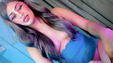 Snapshot of cherry_blossom28 chatting on November 12, 11:25 pm BINI online show from November 12, 11:25 pm