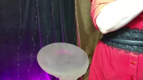 Snapshot of cherry_blossomsx chatting on December 18, 8:20 am thanks guys see you tomorrow online show from December 18, 8:20 am