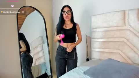 cherry_bunnyx online show from February 27, 4:23 am