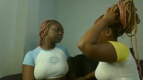 Fafa online show from March 11, 2:06 am