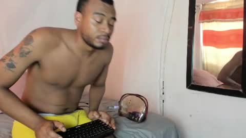 Snapshot of cherry_chocolate chatting on July 31, 9:03 pm hot cherry and tasty chocolate online show from July 31, 9:03 pm