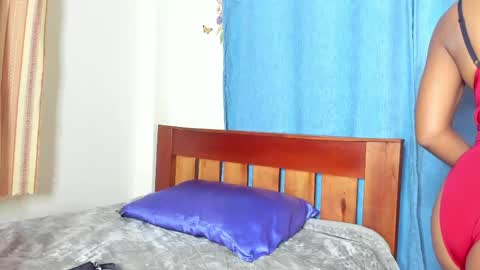 cherry_falls online show from April 28, 2:27 am