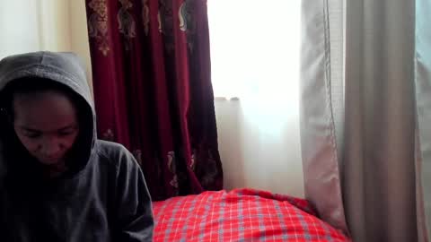 Snapshot of cherry_falls chatting on May 30, 10:23 am cherry_falls online show from May 30, 10:23 am